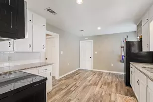 1206 Ashleman St, Bellmead, TX 76705 - Photo 12