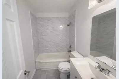 3408 S Hughes Avenue, Fort Worth, TX 76119 - Photo 12