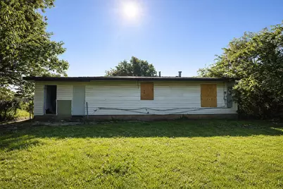 3408 S Hughes Avenue, Fort Worth, TX 76119 - Photo 4