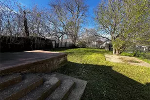 925 W Nelson St, Denison, TX 75020 - Photo 10