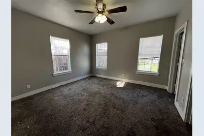 925 W Nelson Street, Denison, TX 75020 - Photo 4