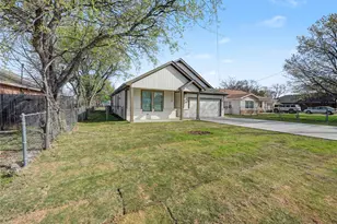 7712 Colton Dr, White Settlement, TX 76108 - Photo 4