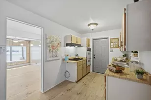 800 Brownstone St, Euless, TX 76039 - Photo 16