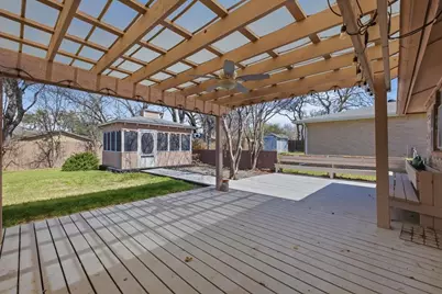 800 Brownstone Street, Euless, TX 76039 - Photo 32