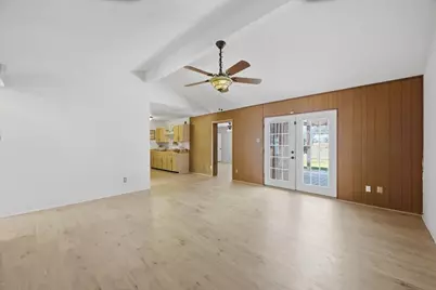 800 Brownstone Street, Euless, TX 76039 - Photo 12