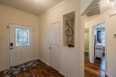 660 Rosario Lane, Fort Worth, TX 76052 - Photo 2