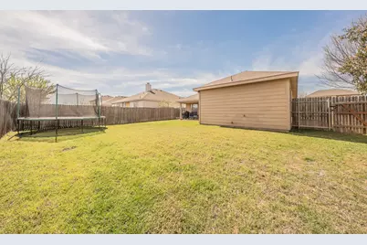 660 Rosario Lane, Fort Worth, TX 76052 - Photo 26
