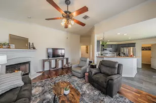 660 Rosario Ln, Fort Worth, TX 76052 - Photo 8
