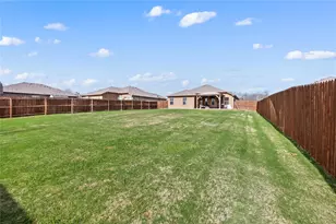 417 Highmeadow Dr, Aubrey, TX 76227 - Photo 24