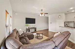 417 Highmeadow Dr, Aubrey, TX 76227 - Photo 8