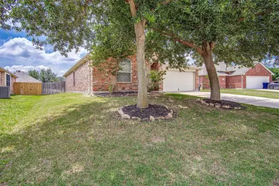 931 Hunter Lane, Burleson, TX 76028 - Photo 2