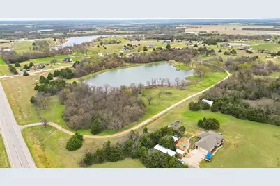 17311 E Us-82, Honey Grove, TX 75446 - Photo 32