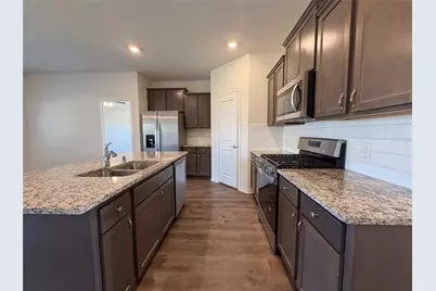 1006 Lonesome Way, Princeton, TX 75407 - Photo 2