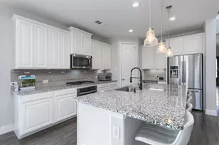 7900 Lewisville Ln, McKinney, TX 75071 - Photo 8