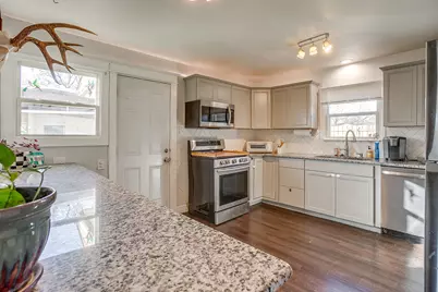 1123 Bales Street, Cleburne, TX 76033 - Photo 8