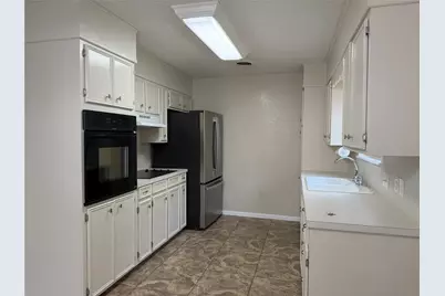 2641 Raintree Circle, Abilene, TX 79605 - Photo 8