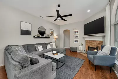 11690 Creekwood Drive, Frisco, TX 75035 - Photo 10