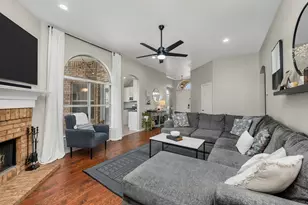 11690 Creekwood Dr, Frisco, TX 75035 - Photo 14