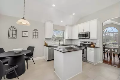 11690 Creekwood Drive, Frisco, TX 75035 - Photo 4