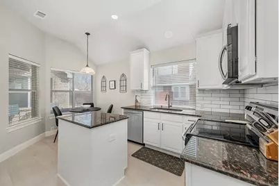 11690 Creekwood Drive, Frisco, TX 75035 - Photo 18