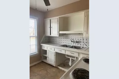 3234 S 4th Street, Abilene, TX 79605 - Photo 4