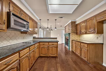 100 Castle Court, Irving, TX 75038 - Photo 14