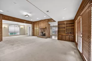 100 Castle Ct, Irving, TX 75038 - Photo 4