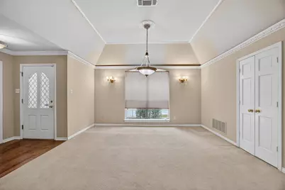 100 Castle Court, Irving, TX 75038 - Photo 8