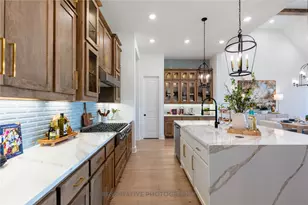 2820 Hillview Ln, Sherman, TX 75092 - Photo 6