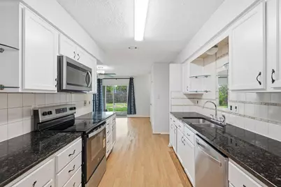 13422 Buckthorne Circle, Dallas, TX 75243 - Photo 10