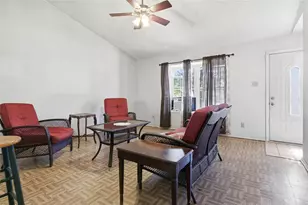 4621 Waterway Dr N, Fort Worth, TX 76137 - Photo 6