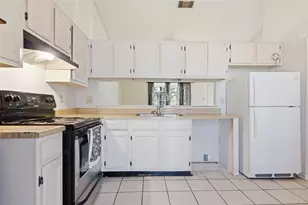 4621 Waterway Dr N, Fort Worth, TX 76137 - Photo 10