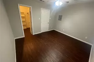 701 Elsbeth St, Dallas, TX 75208 - Photo 10