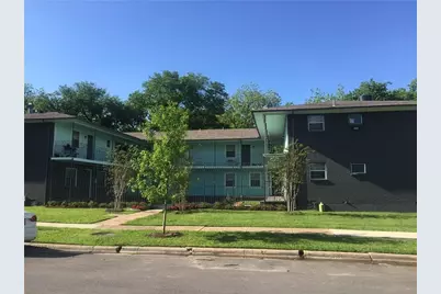 701 Elsbeth Street #201, Dallas, TX 75208 - Photo 2