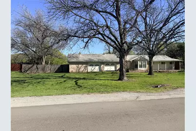 5825 Briarcliff, Haltom City, TX 76117 - Photo 2