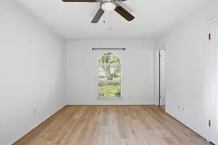 624 NW Barbara Ln, Burleson, TX 76028 - Photo 10