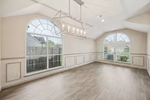 2741 Naples Dr, Hurst, TX 76054 - Photo 4