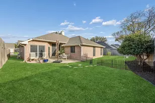 2741 Naples Dr, Hurst, TX 76054 - Photo 38