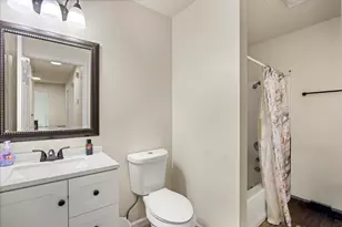 605/607 Clay St, Glen Rose, TX 76043 - Photo 22