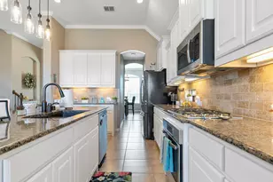 9820 Corinth Ln, Frisco, TX 75035 - Photo 10