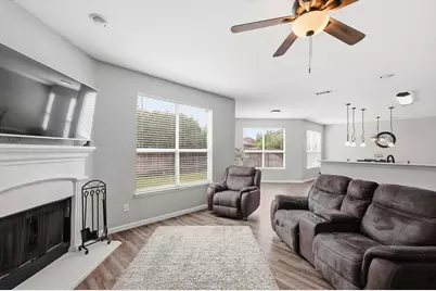 10832 Thorngrove Court, Fort Worth, TX 76052 - Photo 10