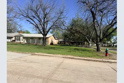 5829 Briarcliff Road, Haltom City, TX 76117 - Photo 2