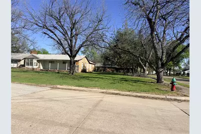 5829 Briarcliff, Haltom City, TX 76117 - Photo 1