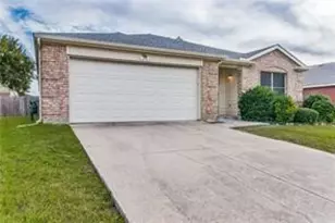 2320 Breanna Way, Little Elm, TX 75068 - Photo 2