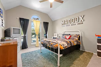 6402 Creekbend Court, Arlington, TX 76001 - Photo 26