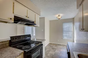 5113 Herrick Ct, Haltom City, TX 76117 - Photo 16