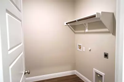 707 Broken Bow, Cleburne, TX 76033 - Photo 4