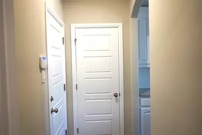 707 Broken Bow, Cleburne, TX 76033 - Photo 6