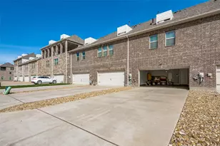 1560 Windermere Wy, Farmers Branch, TX 75234 - Photo 24