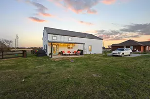 5828 County Rd 1093, Celeste, TX 75423 - Photo 30